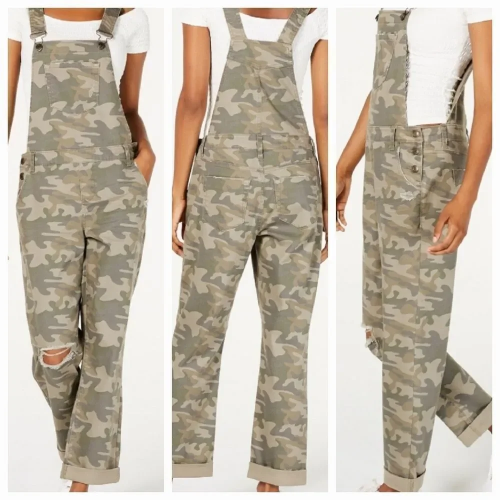 🔹️Vanilla Star Green Camouflage Distressed Leg Denim Overalls Small